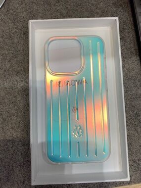 DISCONTINUED RIMOWA Iridescent iPhone 15 Pro Case (Like New w/ Box & Receipt)
